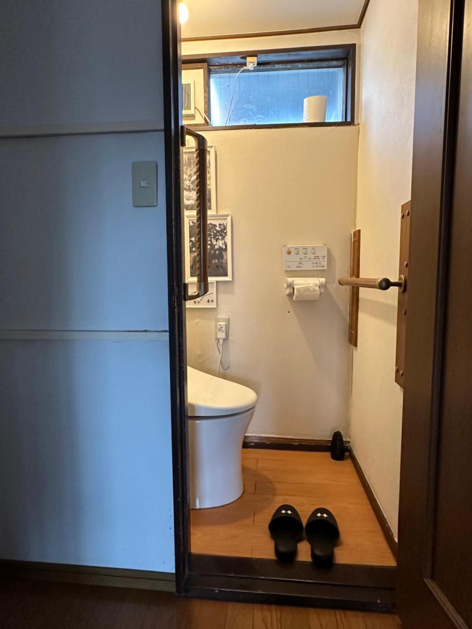 Shinjuku Shin-Okubo Japanese Style Inn Tokyo Exterior photo