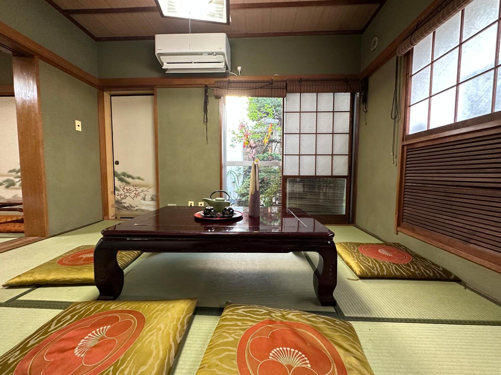 Shinjuku Shin-Okubo Japanese Style Inn Tokyo Exterior photo